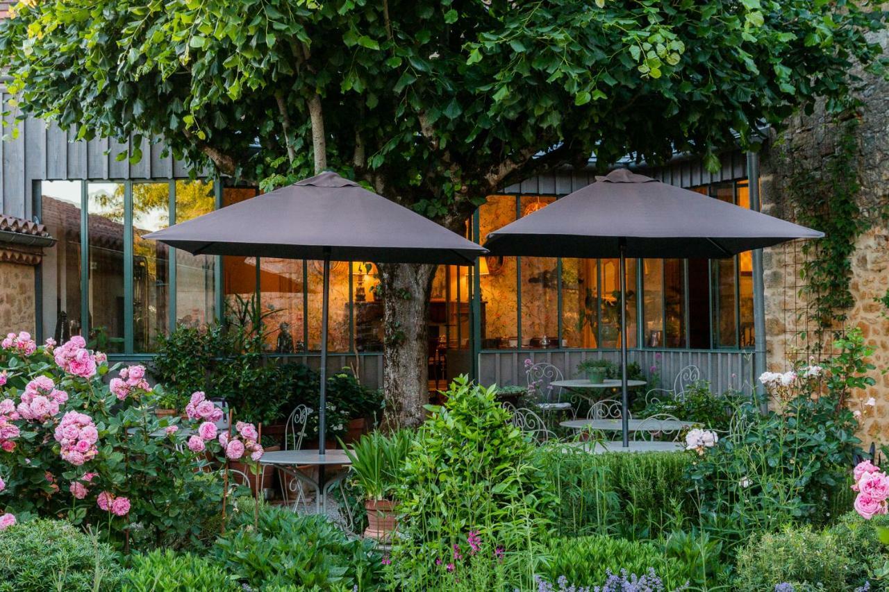 1 Logis A Domme - Piscine & Spa Bagian luar foto