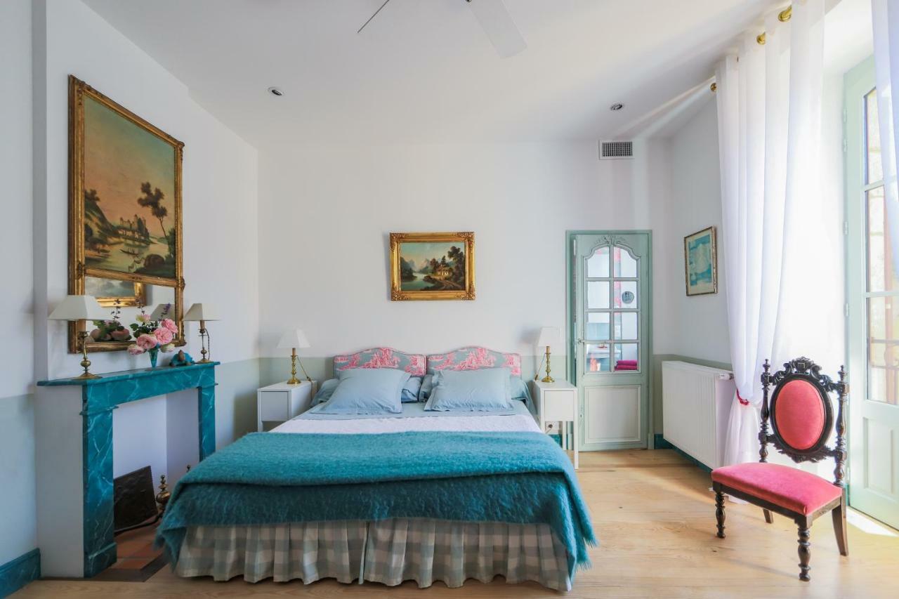 1 Logis A Domme - Piscine & Spa Bagian luar foto